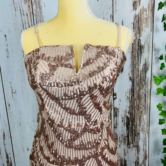 Macy’s Emeril Sundae Juniors' V-Wire Sequined Bodycon prom Dress size L - Picture 4 of 16